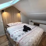 Loft Des Bords De Loire, Ideal Voyage D'affaires & Week End شقة *